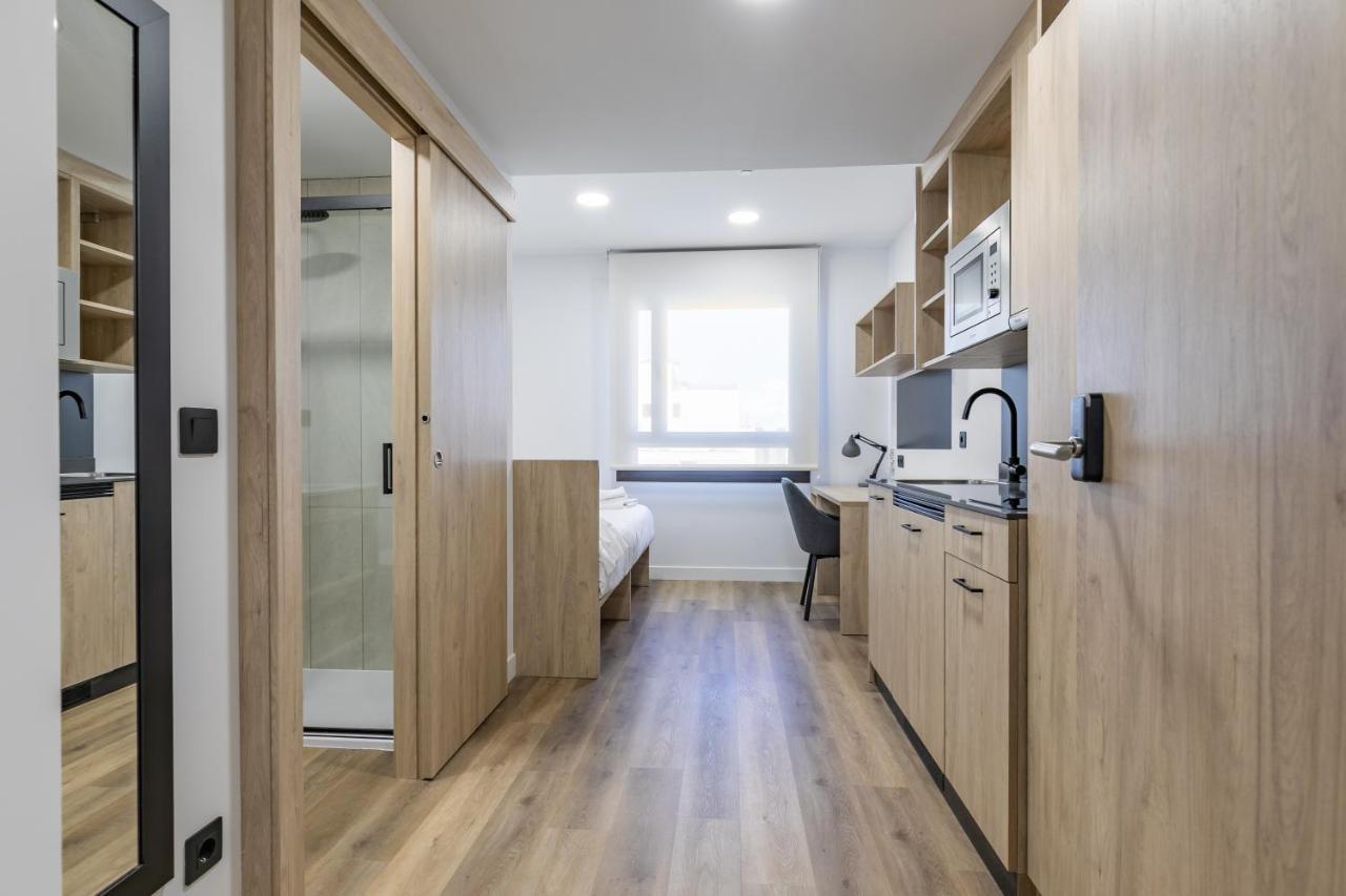 Micampus Xaudaro Student Residence Мадрид Екстериор снимка