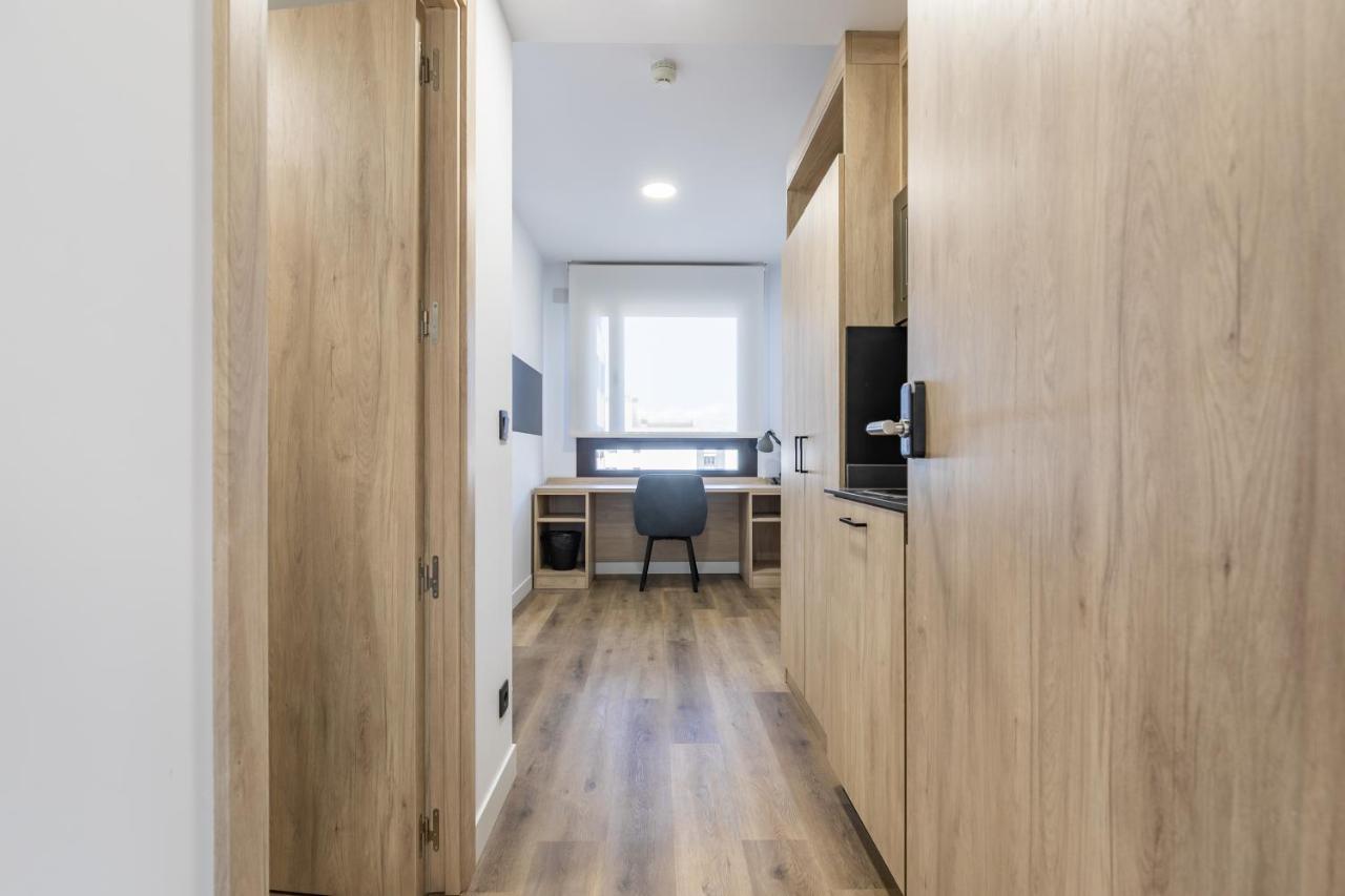 Micampus Xaudaro Student Residence Мадрид Екстериор снимка